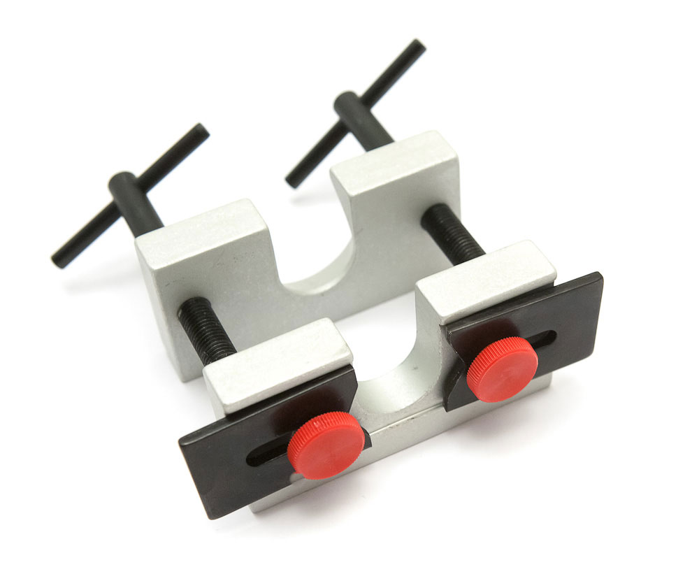 Bobcat Mouthpiece Puller