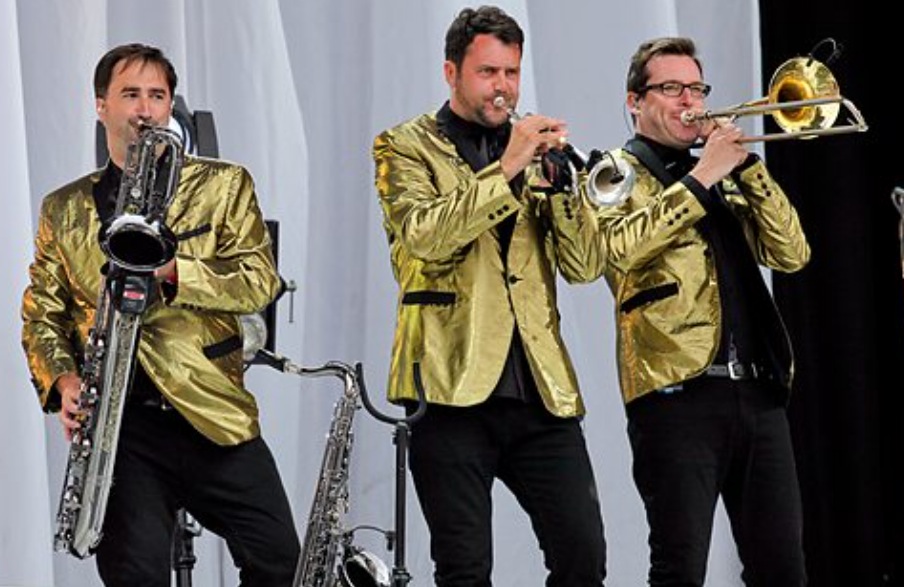 Simon Willescroft plays Cannonball Bari Sax at T in the Park with